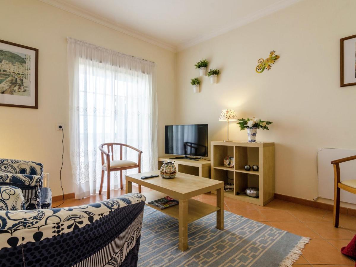 This Warm And Comfortable Apartment Лагуш Номер фото